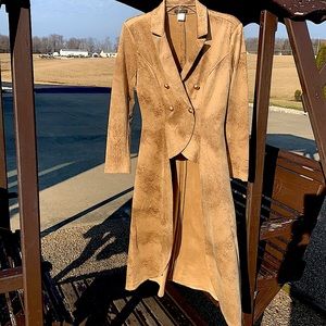 BEAUTIFUL VENUS .. CAMEL 🐫 Color XS -SMALL Long Soft JACKET 🧥Worn 1 time